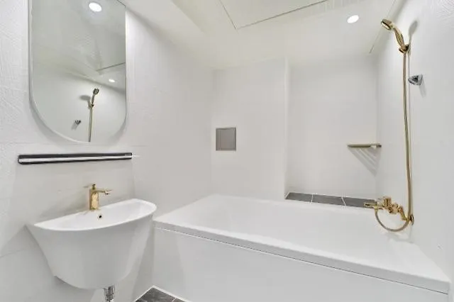 Hotel Western In Jaesong-Dong, Busan Motel
