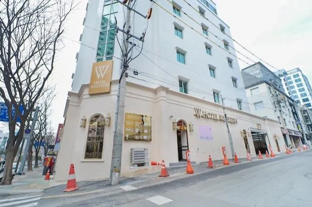 Hotel Western In Jaesong-Dong, Busan South Korea